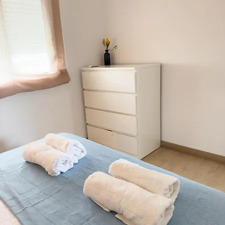 Apartament 102 - Beachside Renovated 1br W Private Garden *