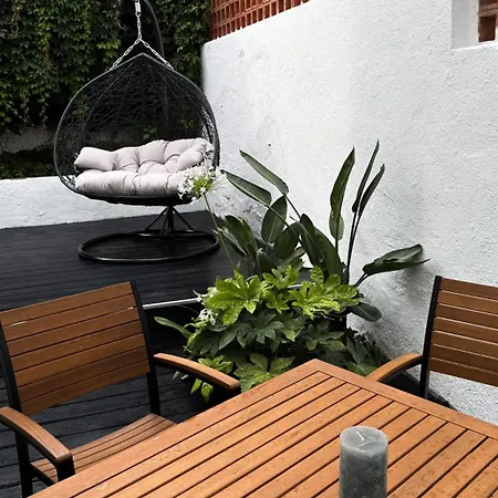 Lägenhet 102 - Beachside Renovated 1Br Apt W Private Garden *
