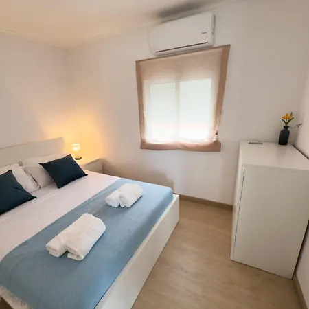 Lägenhet 102 - Beachside Renovated 1Br Apt W Private Garden *